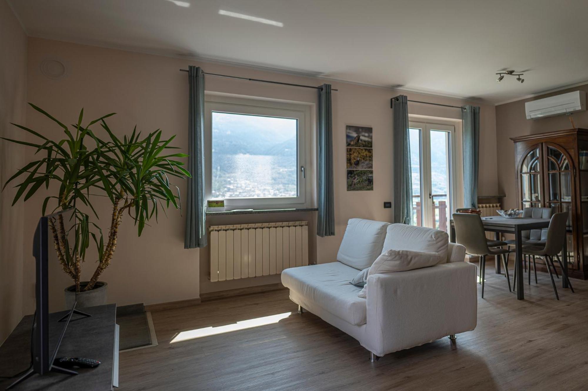 La Casa Delle Farfalle - Cir Vda Sarre 0001 Aosta Exterior foto
