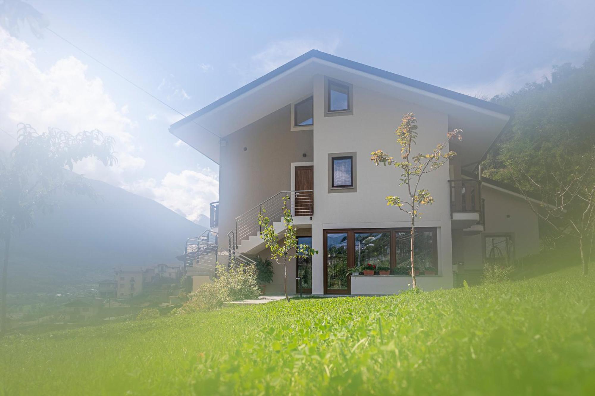 La Casa Delle Farfalle - Cir Vda Sarre 0001 Aosta Exterior foto